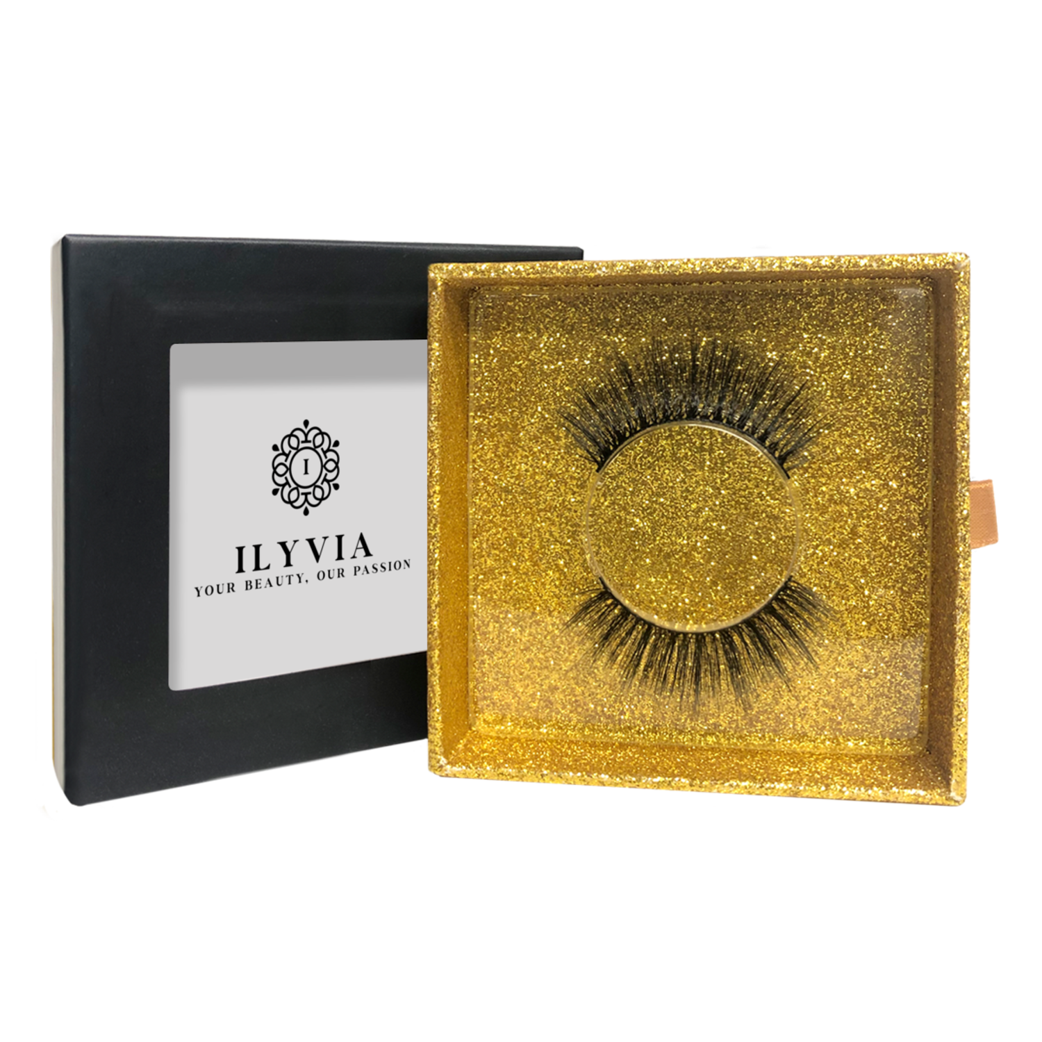 viaGlamour image of a Eyelashes