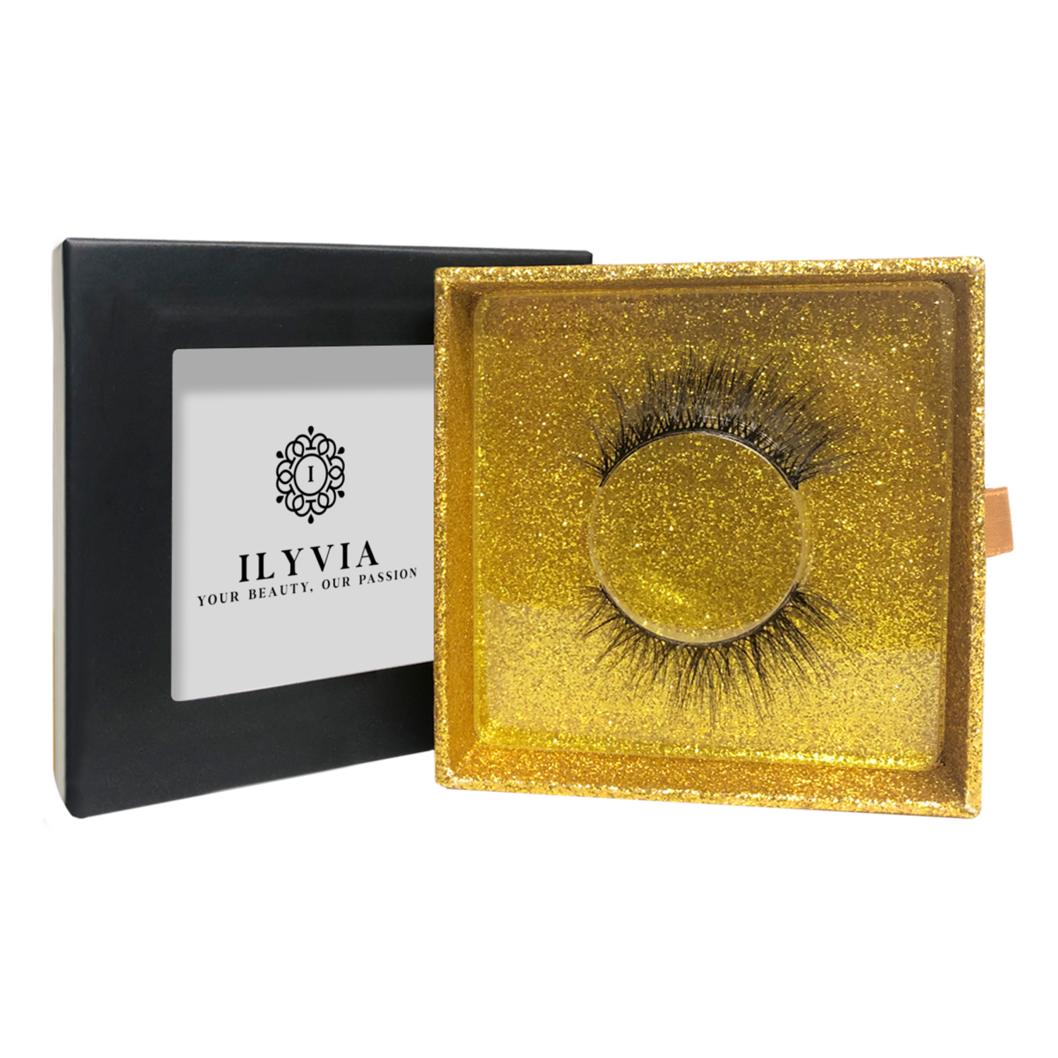 viaGlamour image of a Eyelashes