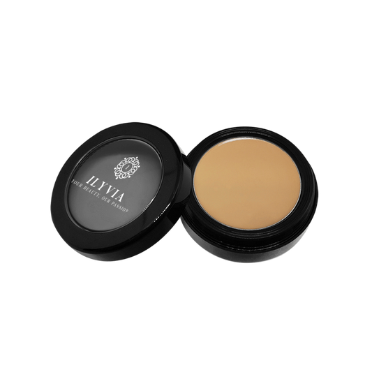 viaGlamour image of a Concealer